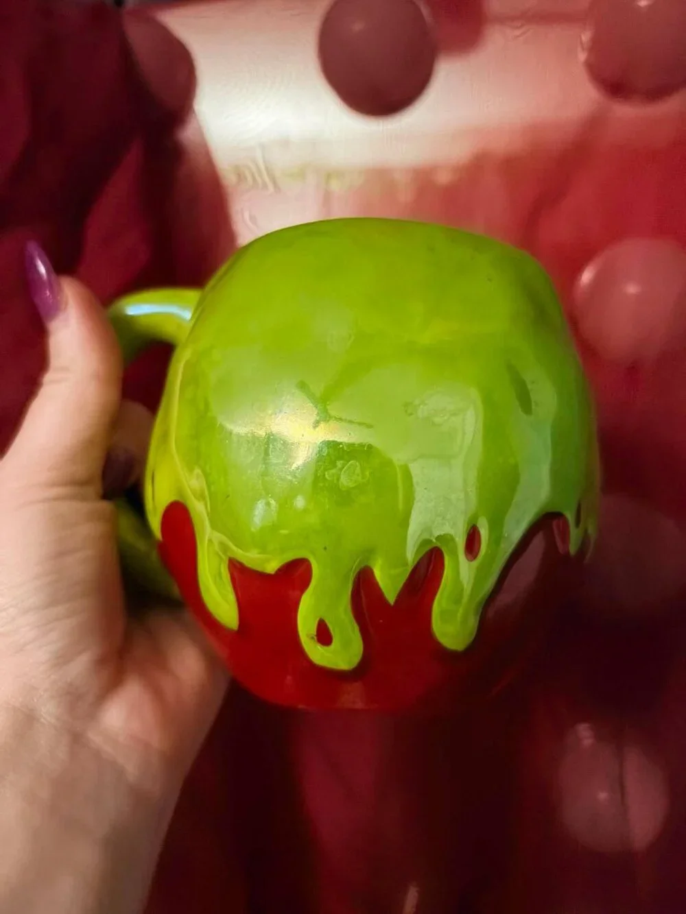 🍎 Disney Villains Poison Apple Mug | Zrike Brands | Poison Apple Snow White
